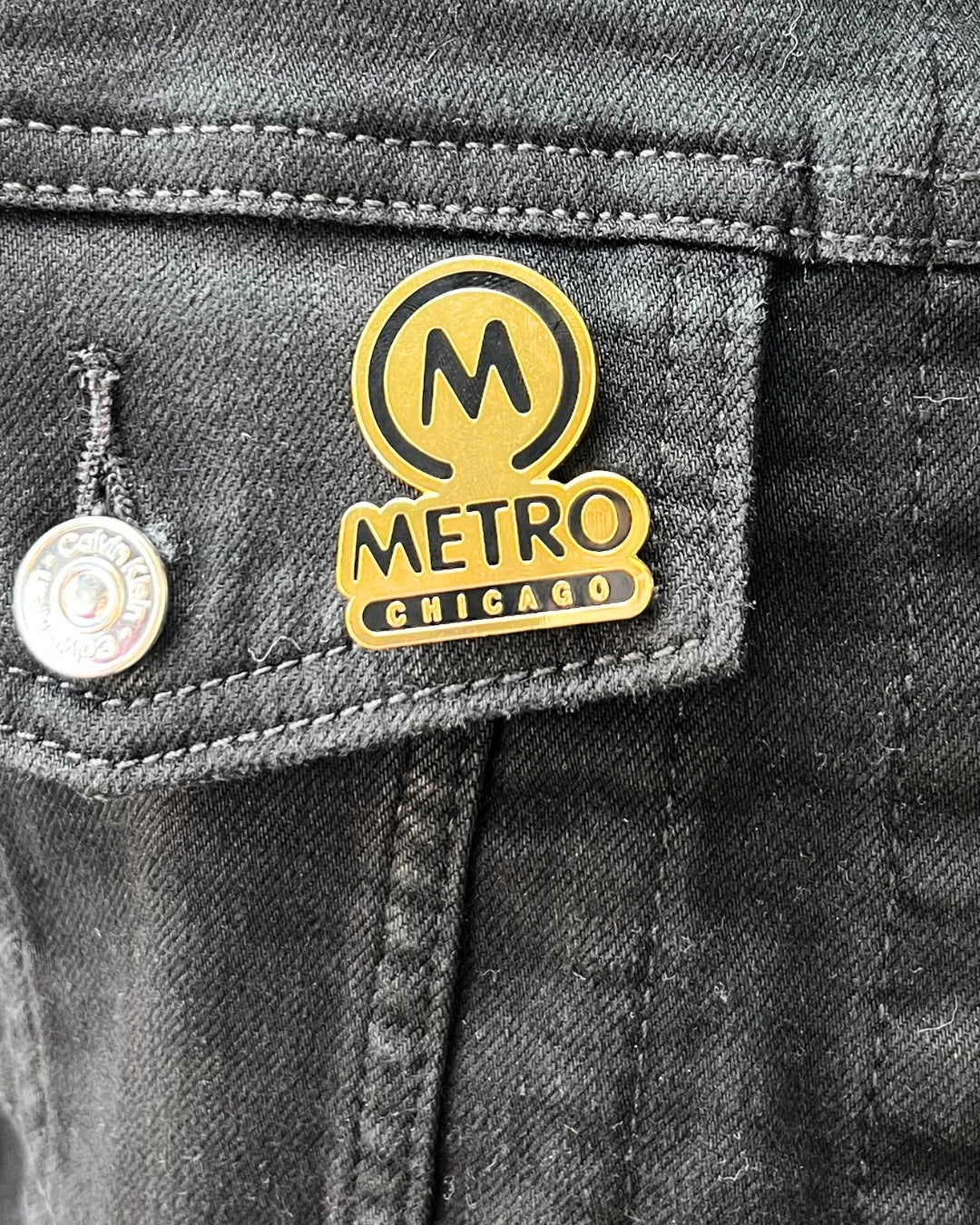 Metro Pin